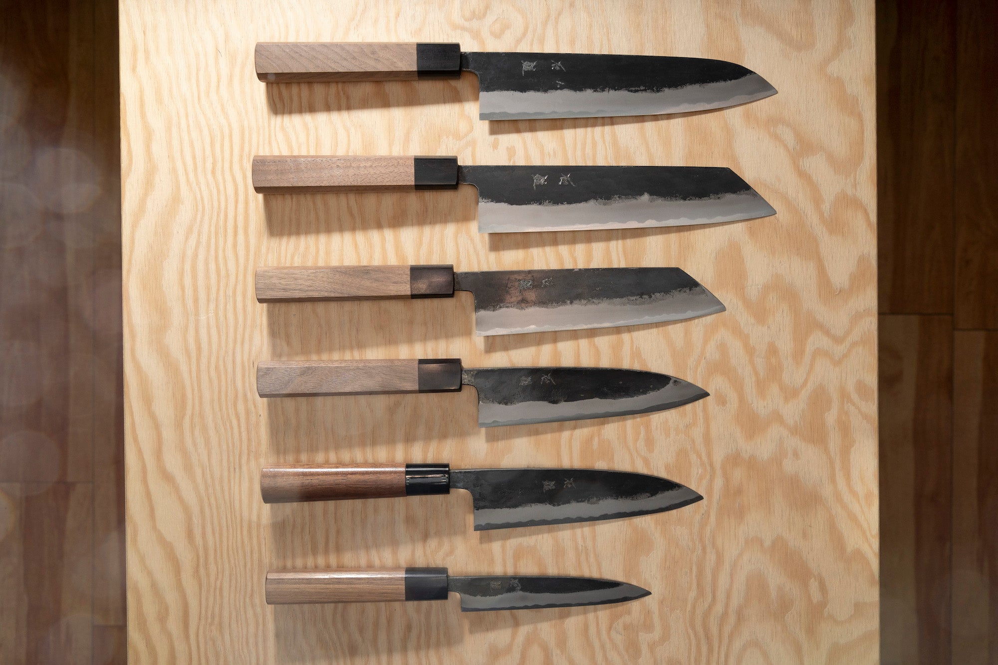 由宗刃物 Yoshimune Knives｜青鋼鍛造包丁の工場直営店