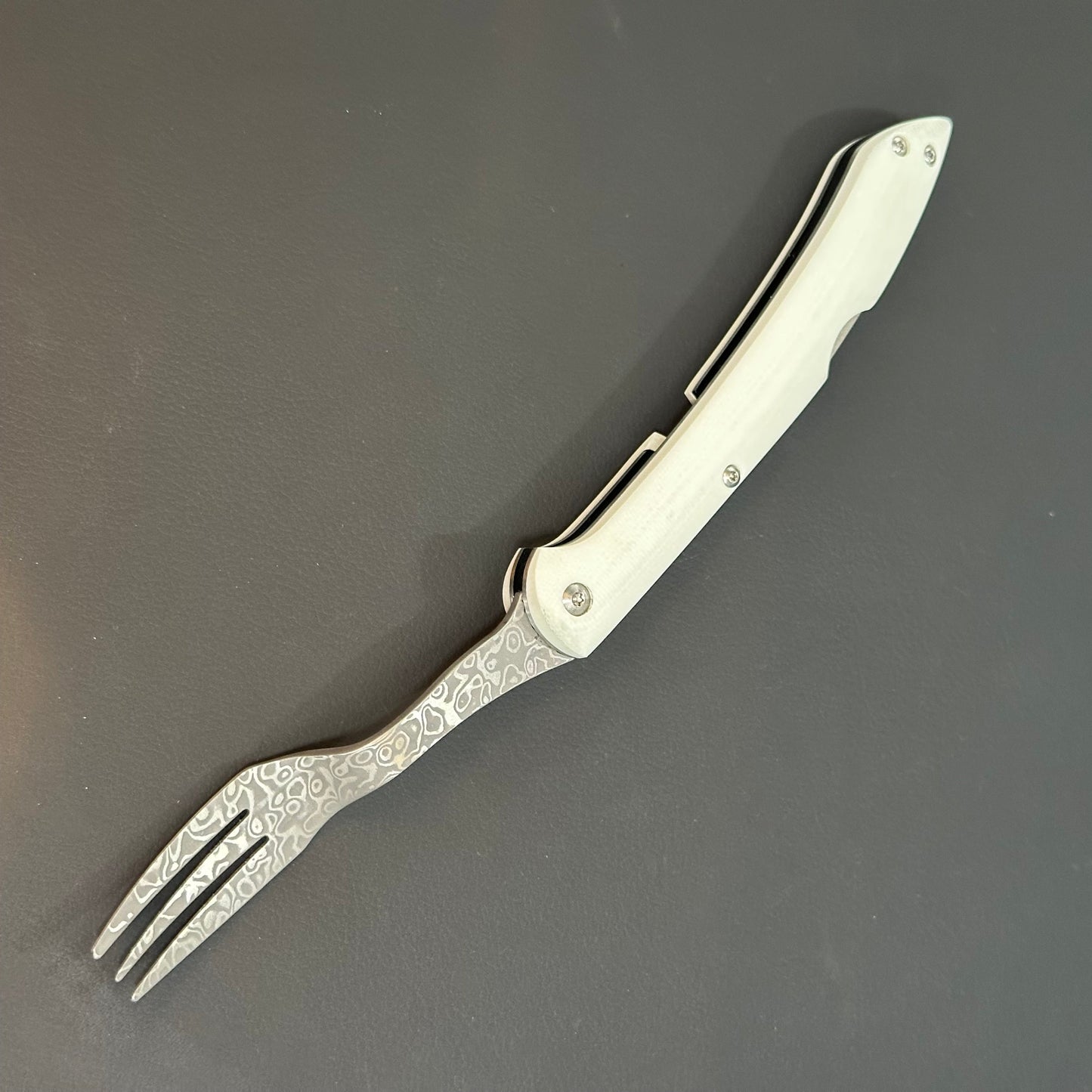 Folding Fork R2 G10（Takeshi Saji）