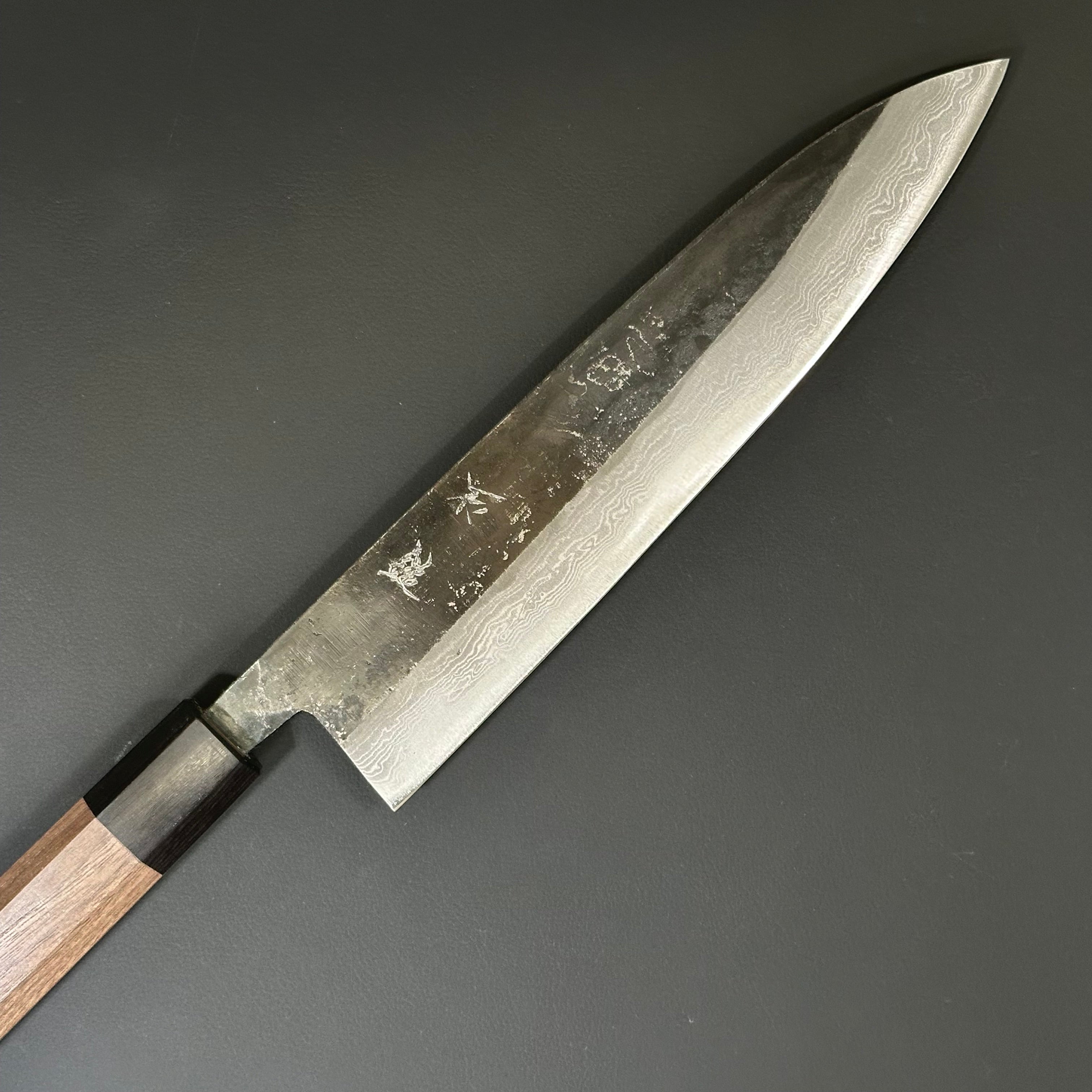青紙２号 黒打 牛刀包丁 210㎜ G9377 ベリ柄 月光作 １点物 牛刀 210mm 青紙2号 – Yoshimune Knives Kyoto