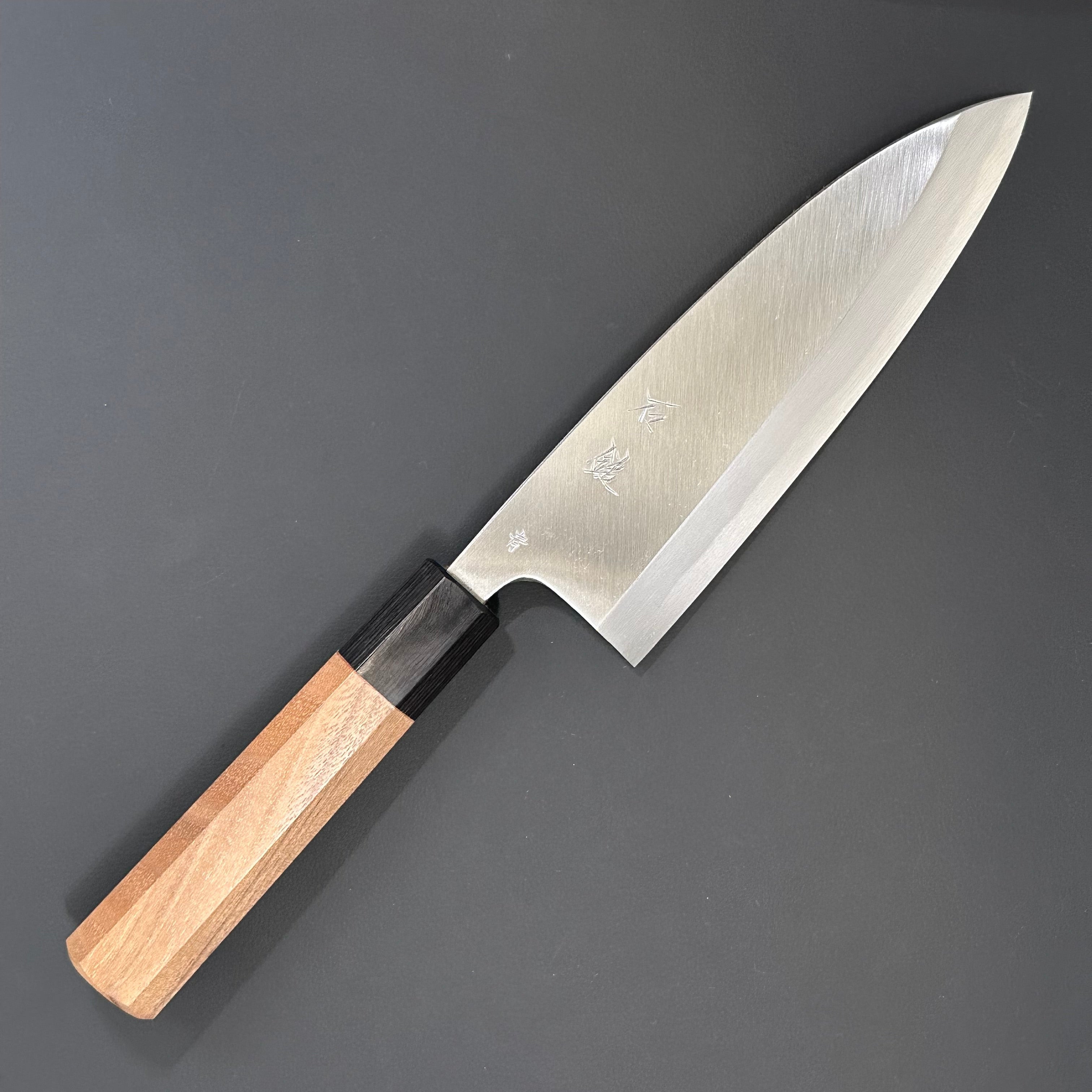 出刃包丁 – Yoshimune Knives