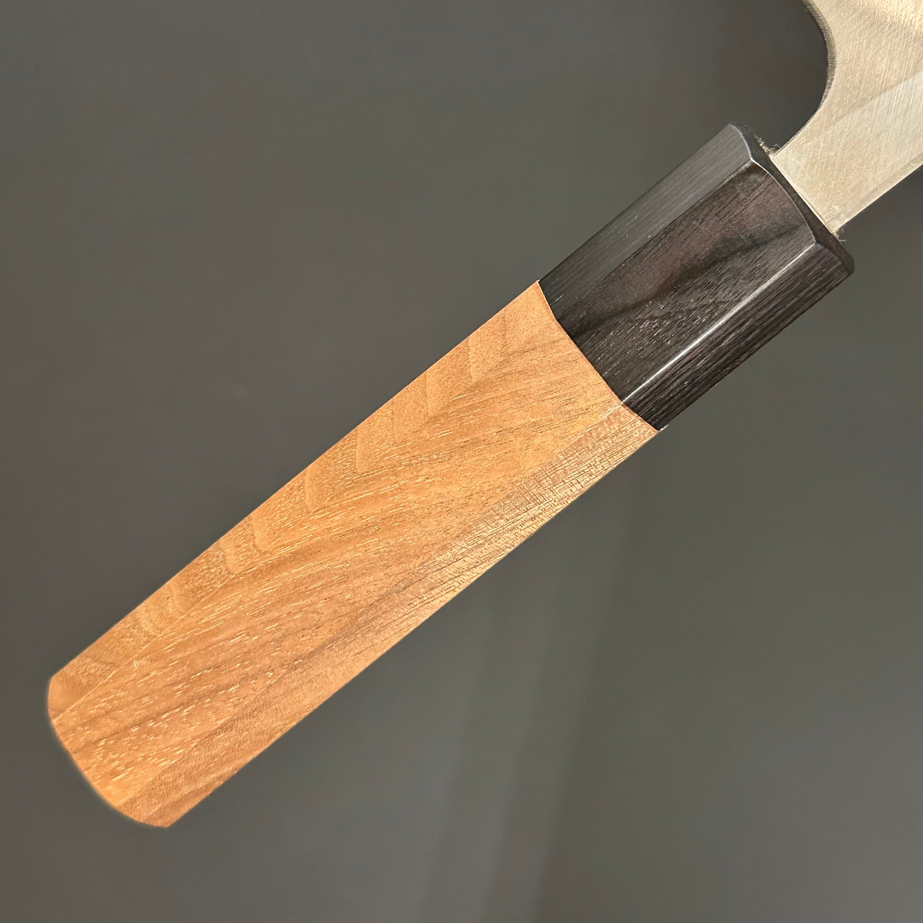 出刃 180mm 青紙2号 片刃(右) – Yoshimune Knives Kyoto