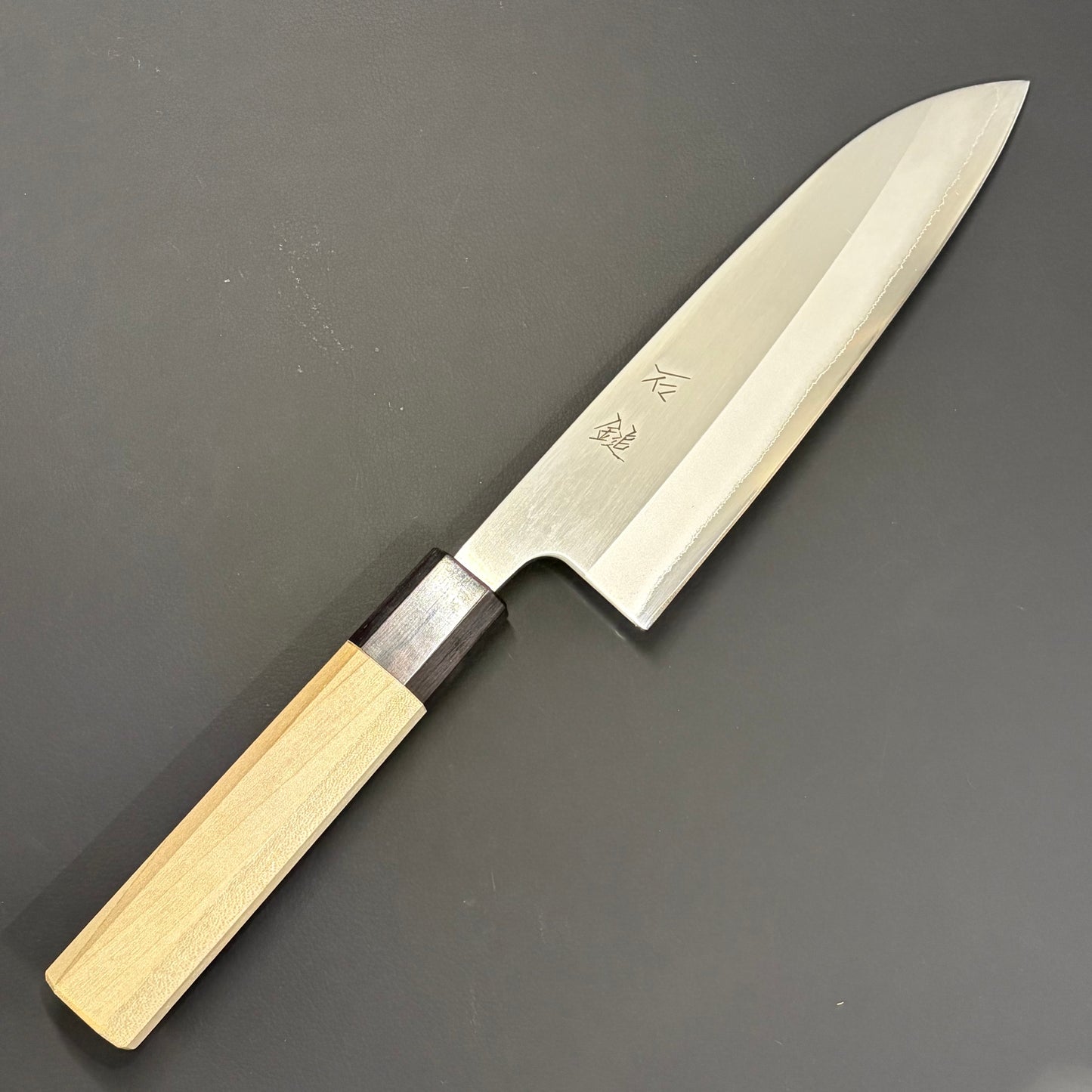 SC Santoku 165mm (6.5in) White#1 Stainless Clad 